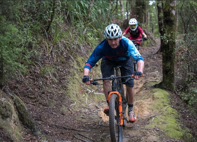 Wainui Enduro...hanging on in the Wilbur trail jersey and mecca pants. Photo: Paul Gallen