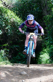 Racing in Women's Sailor Cycle Jersey PNP Series Photo credit: Jeff Mein Smith