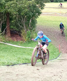 Womens Sophia - Smashing it!