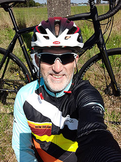 Redimension Mens Cycle Jersey - Stand out from the pack